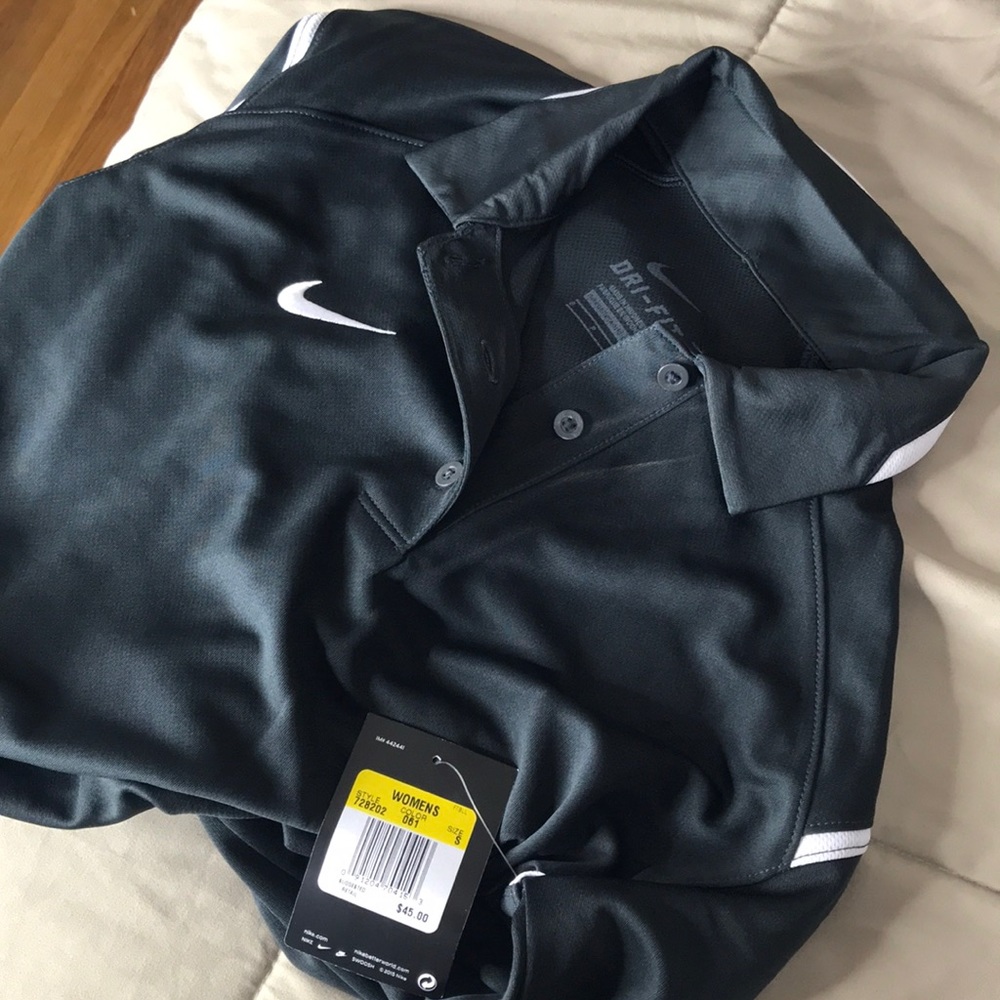 Nike Sports Active Long Sleeve Top